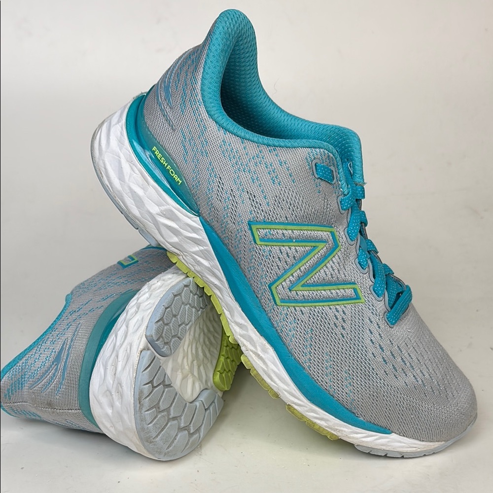 New Balance 880 size 6.5